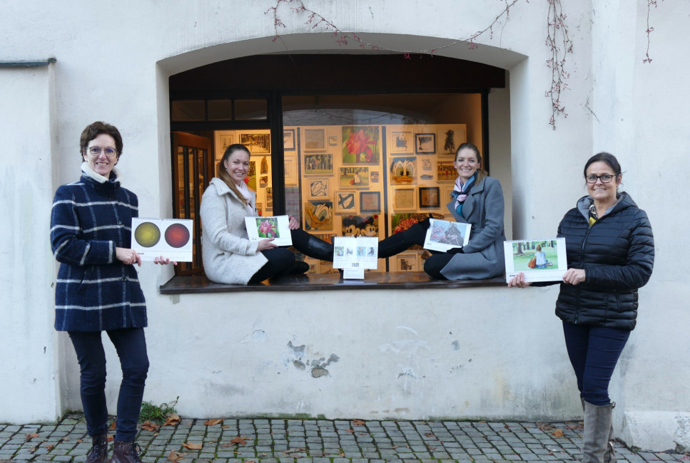 Isabell Heusinger Malerei Ausstellung Das kleine Format Neumarkt Kunstraum Klostertor